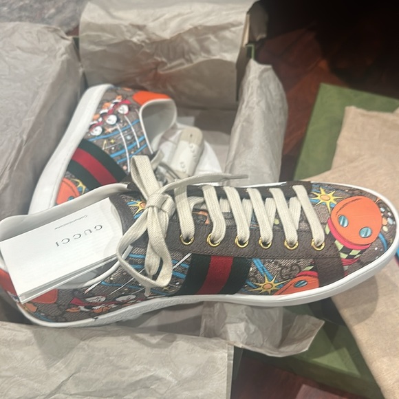 New Gucci Disney X Gucci Ace 'Huey, Dewey and Louie 'Limited Addition. - Picture 2 of 4